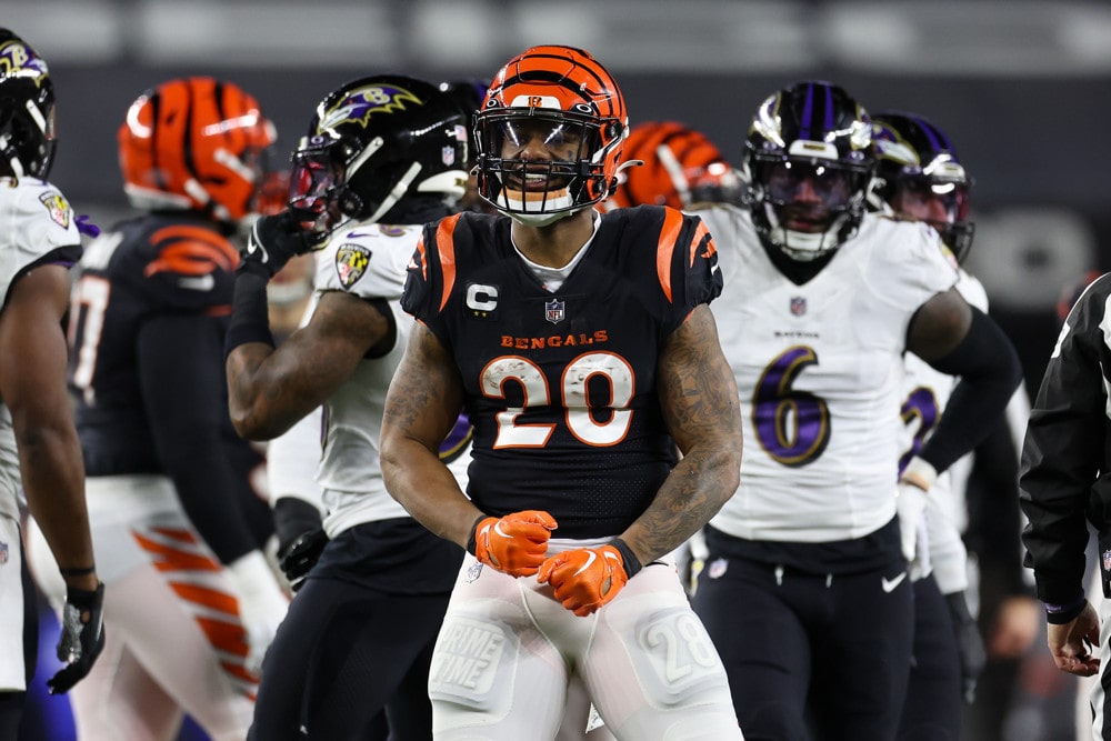 NFL DFS: Best lineup strategy for Bengals vs. Bills Madden simulation  Showdown - DraftKings Network