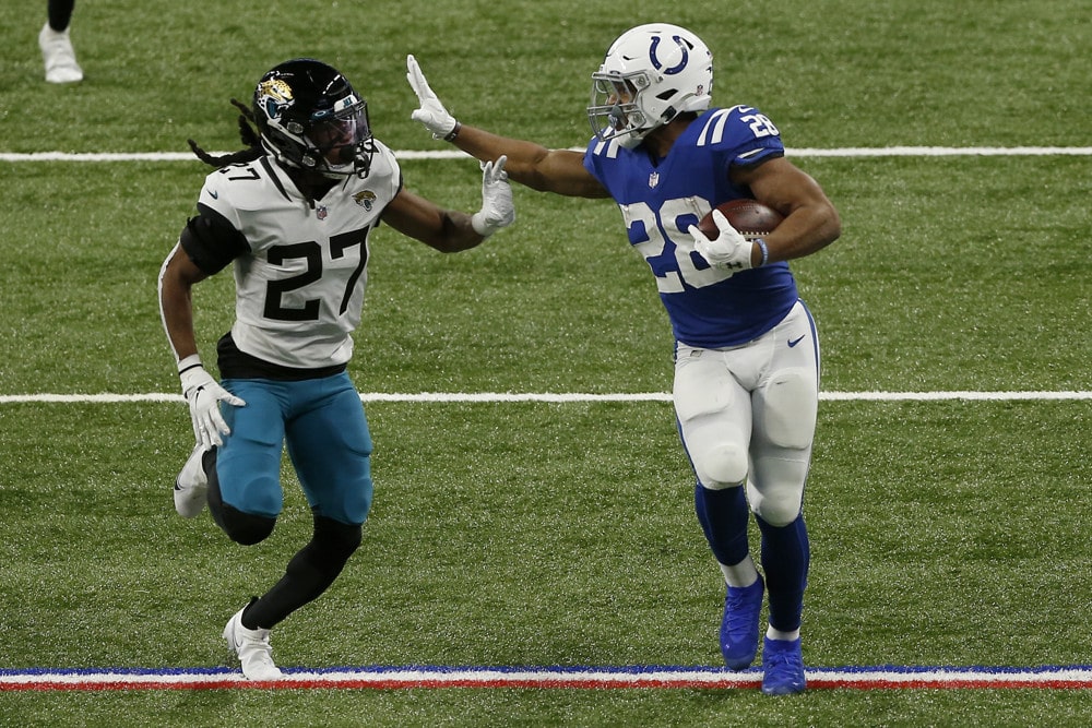 NFL player props, odds, expert picks for Week 4, 2022: Saquon Barkley's  longest rush goes for over 16.5 yards 